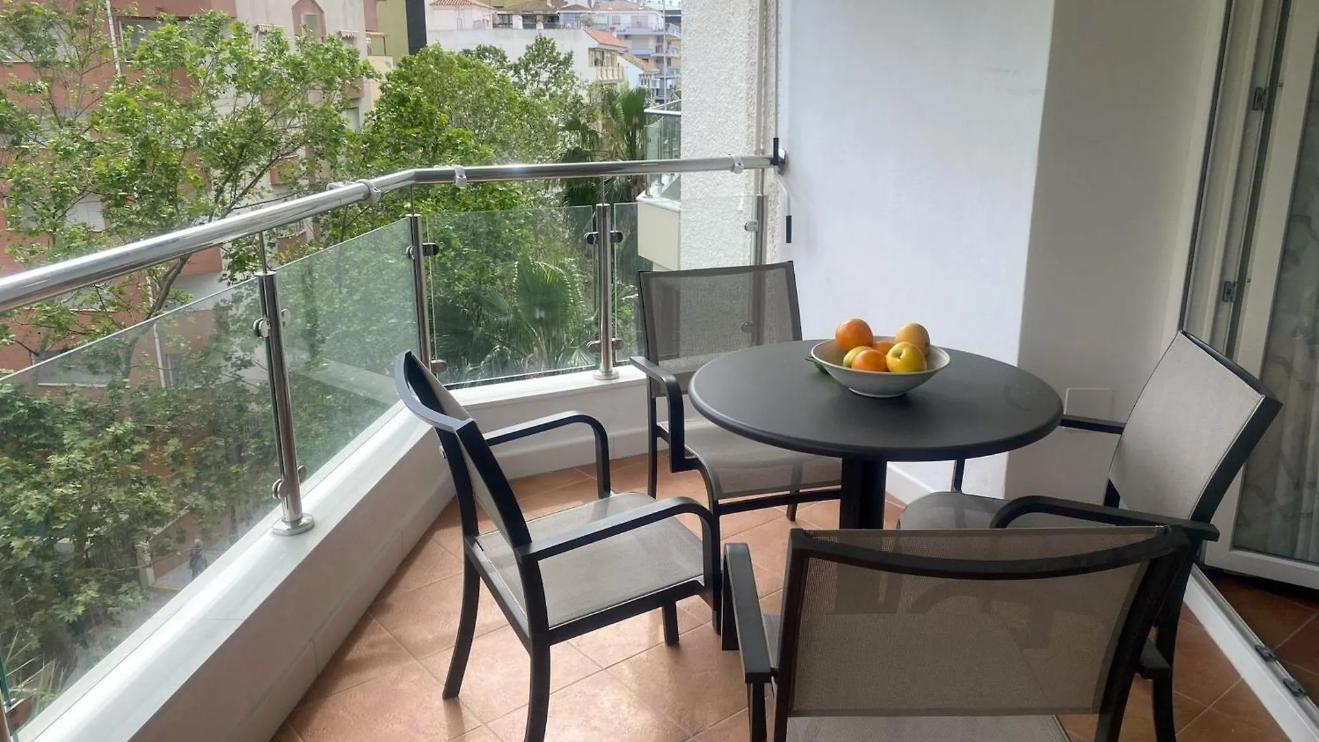 Apartamento En El Centro Cerca De La Playa Fuengirola 0*,